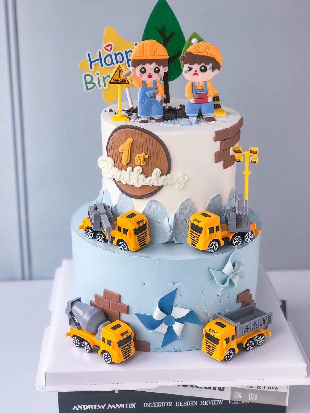 Construction Boy Excavator Engineering Car Train Track Fire Truck Traffic Sign Plant Naruto King Kong Road Sign