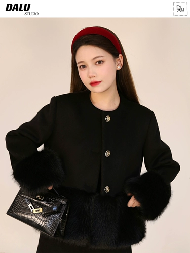 Демисезонная черная шерстяная куртка, юбка, комплект