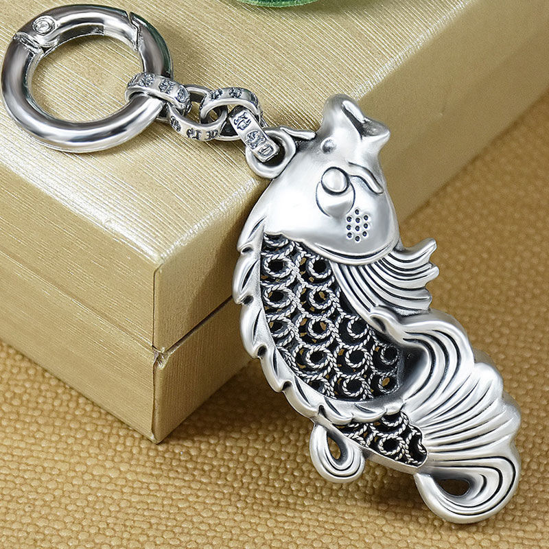 Koi Fish Car Keychain Pendant, Retro Creative High-End Couple Gift, Trendy Metal Ornament in Stock