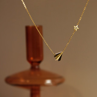2025 New Paper Airplane Star Necklace for Women, High-End Niche Design, Light Luxury Choker, Sweet and Cool Collarbone Chain