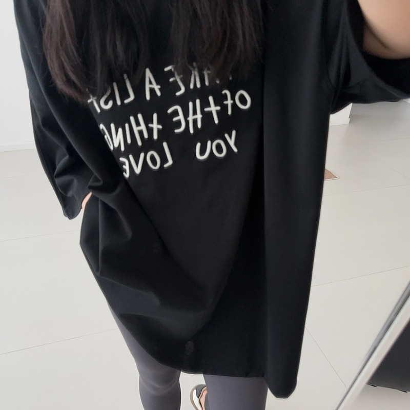 Gyon Exclusive Design Letter Embroidery Korean Style Long T-Shirt That Covers the Buttocks for Women, Lazy and Loose Oversized Short Sleeves Gyon Exclusive Design Letter Embroidery Korean Style Long T-Shirt That Covers the Buttocks for Women, Lazy and Loose Oversized Short Sleeves