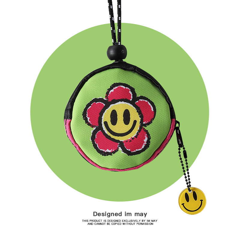 Original small crowddesign smiley face key containing bag mini-mouth red headphone bag hanging neck-style schoolbag pendant inrush