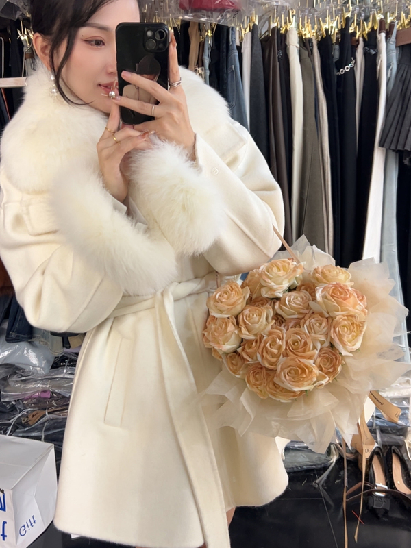 2025 New Style Double-Sided Wool Coat for Women with Fox Fur and Cashmere, Waist-Cinching Woolen Coat
