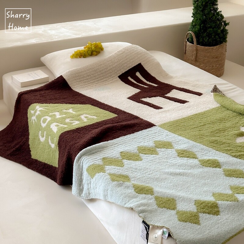 Nordic Style Half-Velvet Sofa Throw Blanket, Forest-Style Pastoral Green Lily Decoration, Warm Nap Blanket for Bedroom