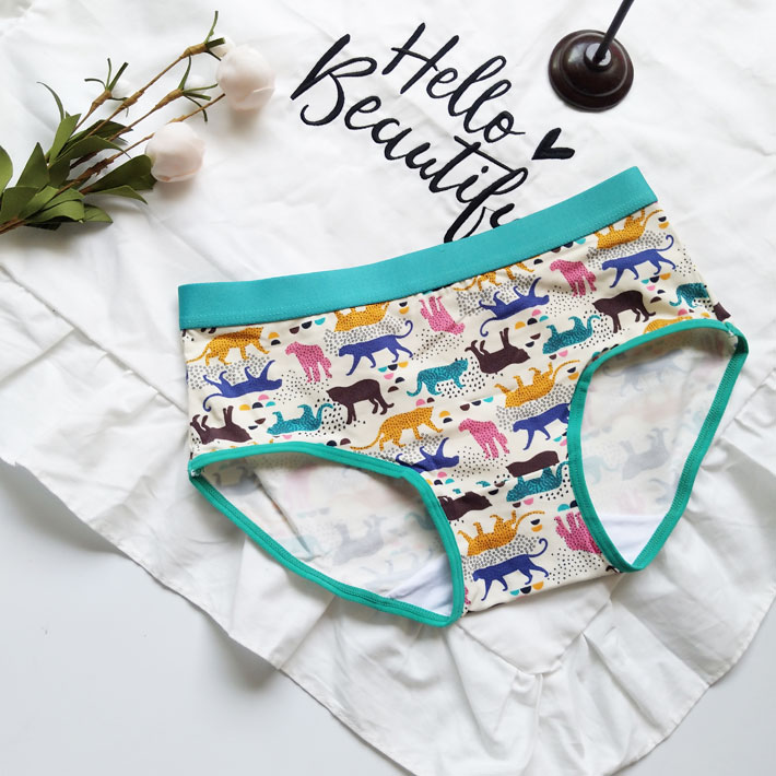 Một bộ phim hoạt hình cá tính thời trang đồ lót nam Unicorn boxer eo modal cotton thủy triều nam và nữ quần short đồ lót ren quyến rũ