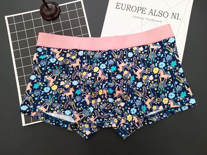 Một bộ phim hoạt hình cá tính thời trang đồ lót nam Unicorn boxer eo modal cotton thủy triều nam và nữ quần short đồ lót ren quyến rũ