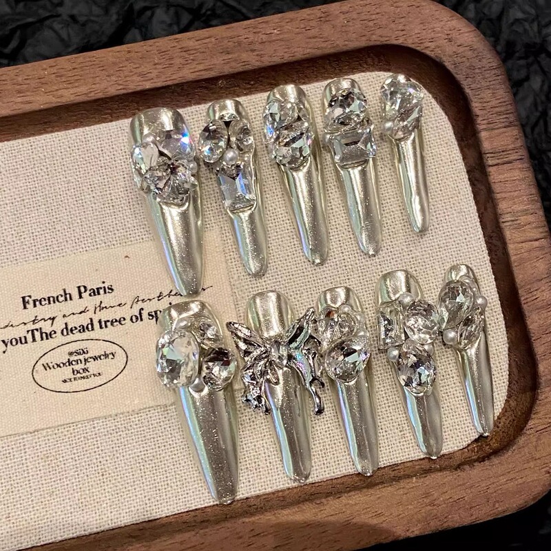 Long Pointed Magic Mirror Silver Manicure, Sweet and Cool Retro Style, Full of Diamonds, Metallic Feel, Brightening, Long Detachable Handmade Wearable Nails
