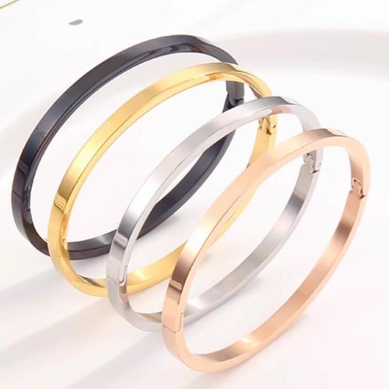 Glossy Four-Color Stainless Steel Bracelet, Vacuum Electroplated Titanium Steel Bracelet, Men's and Women's Couple Style Bracelet Jewelry, Oval Shape