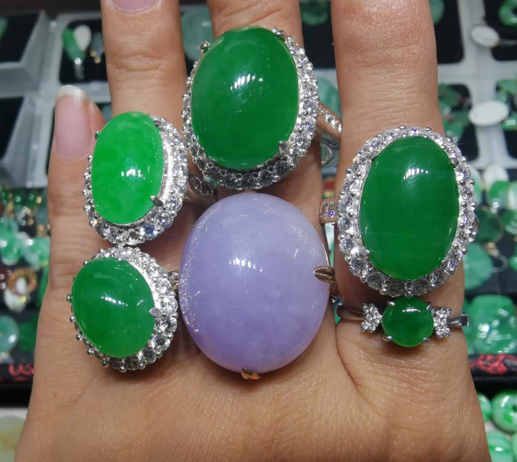Burmese Jade A Goods Cui Cui Language Yang Green Purple Yellow Red Emerald Lutong Egg Noodle Bracelet Pendant Live Shooting