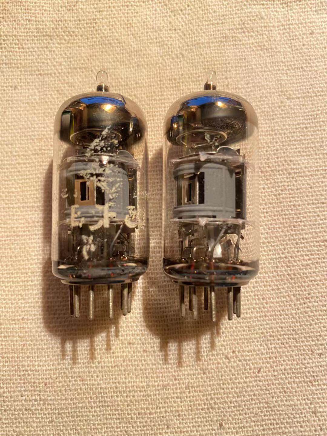 Early German DeutersWind root 6U8 = ECF82 = 6F2 fertilizer ring Direct upgrade tube bottom with square ring