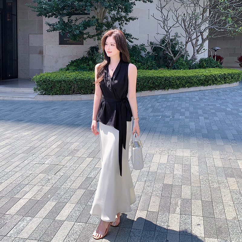 Island Song Lady French-Style Sleeveless Top Shirt for Women, Summer High-End V-Neck Shirt, Slim Fit, Elegant Tie Waist