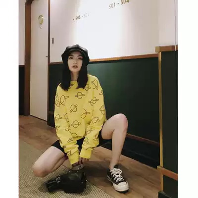 Xiaonian customized girls ' autumn and winter tops lazy style white long-sleeved pullover round neck thick cotton T loose Korean cotton