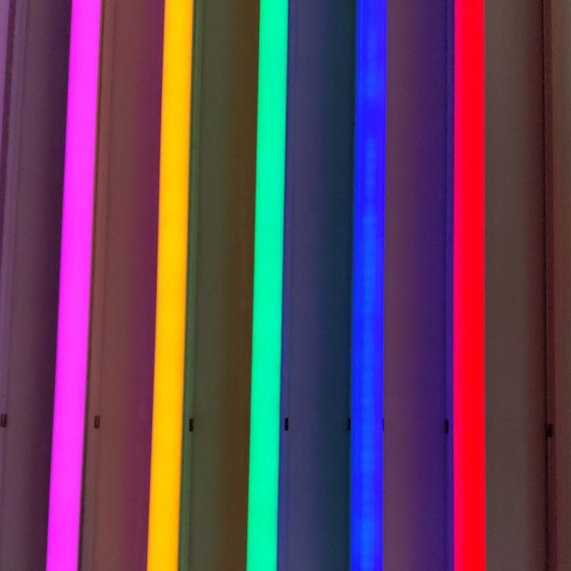 Red, green and blue powder T5LED fluorescent tube 110V Japan 100V127V integrated lamp tube 1 5 meters 220V light tube