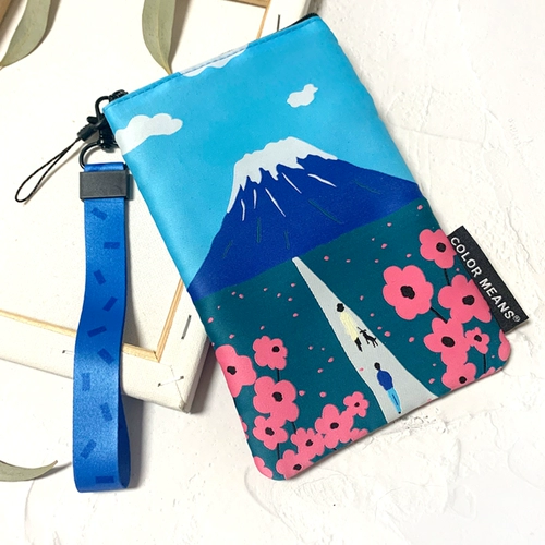 Кто может полагаться на оригинальную Airpods, изменить косметическую сумку из частной академии Фуджишанской частной академии