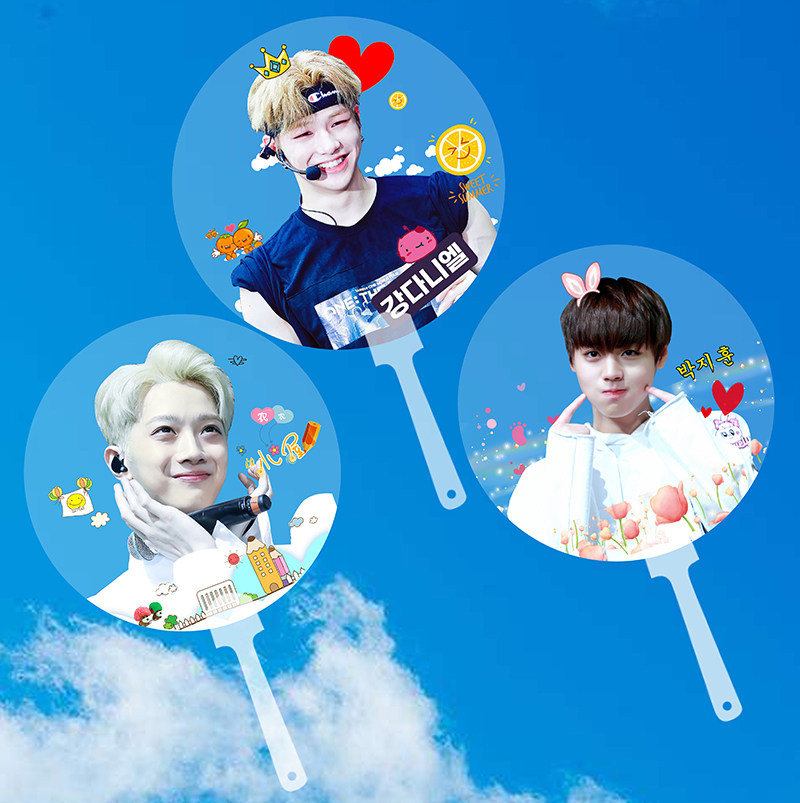 Wanna one peripheral fan Jiang Daniel Park Zhixun Lai Kuanlin tour should aid word with the same transparent fan