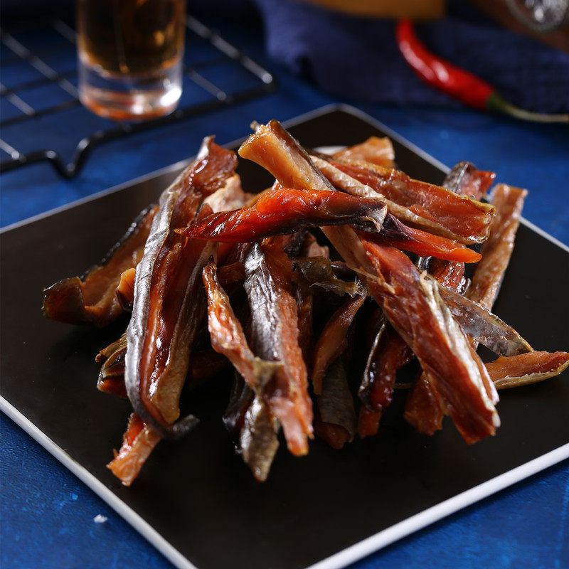 Russian flavored salmon fruit wood lavender smoked salted fish dried small fish ready-to-eat food special-food products