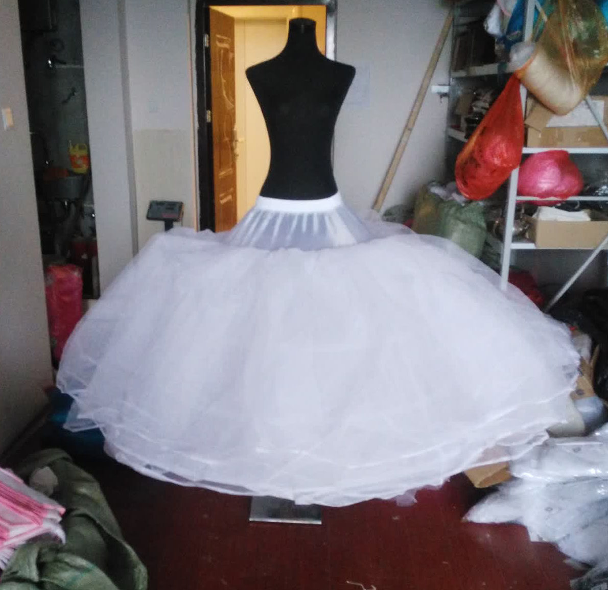 160cm extra-large stage table performance with bone cos maid court wedding petticoat dress skirt skirt skirt