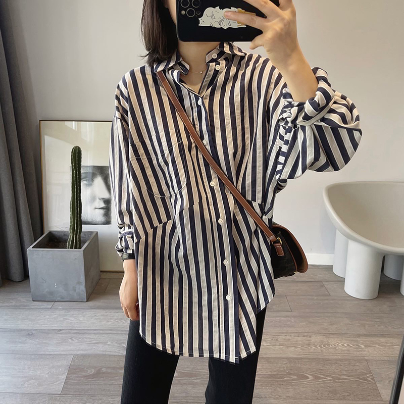 Early spring new irregular vertical stripes loose long sleeve shirt female Han Bu Bao commuter and collar sun shirt
