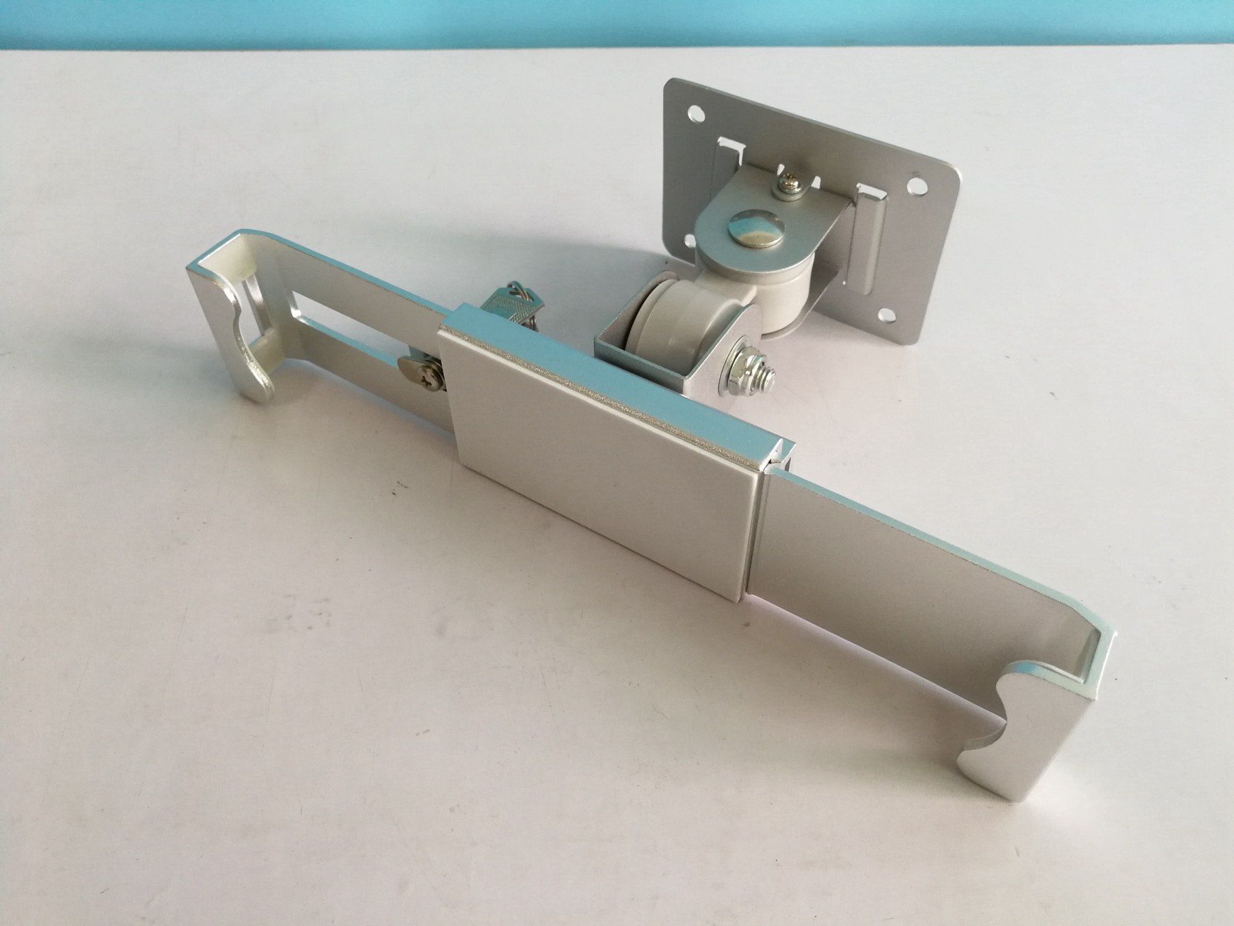 Wall-mounted adjustable tablet stand 7 1-10 1 inch, suitable for Android and Apple tablets, with lock