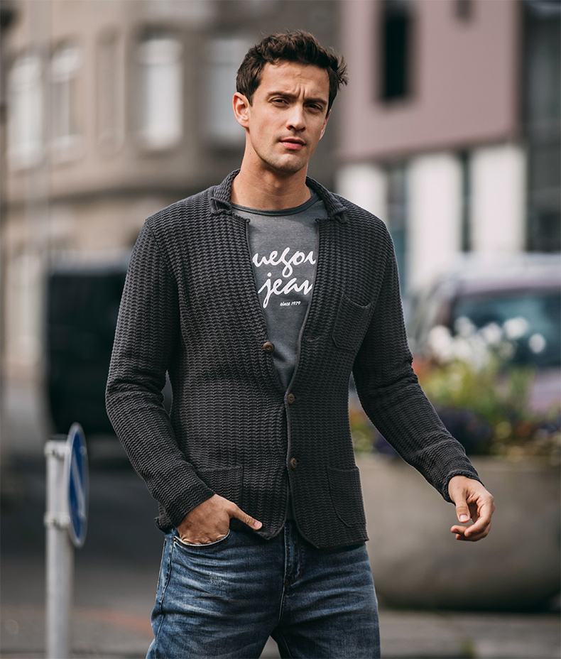 [Giải phóng mặt bằng] Áo len cardigan cho nam Áo len mùa thu Thời trang ve áo Áo len dệt kim Casual Áo khoác nam Tide 18219 phong cách thời trang nam