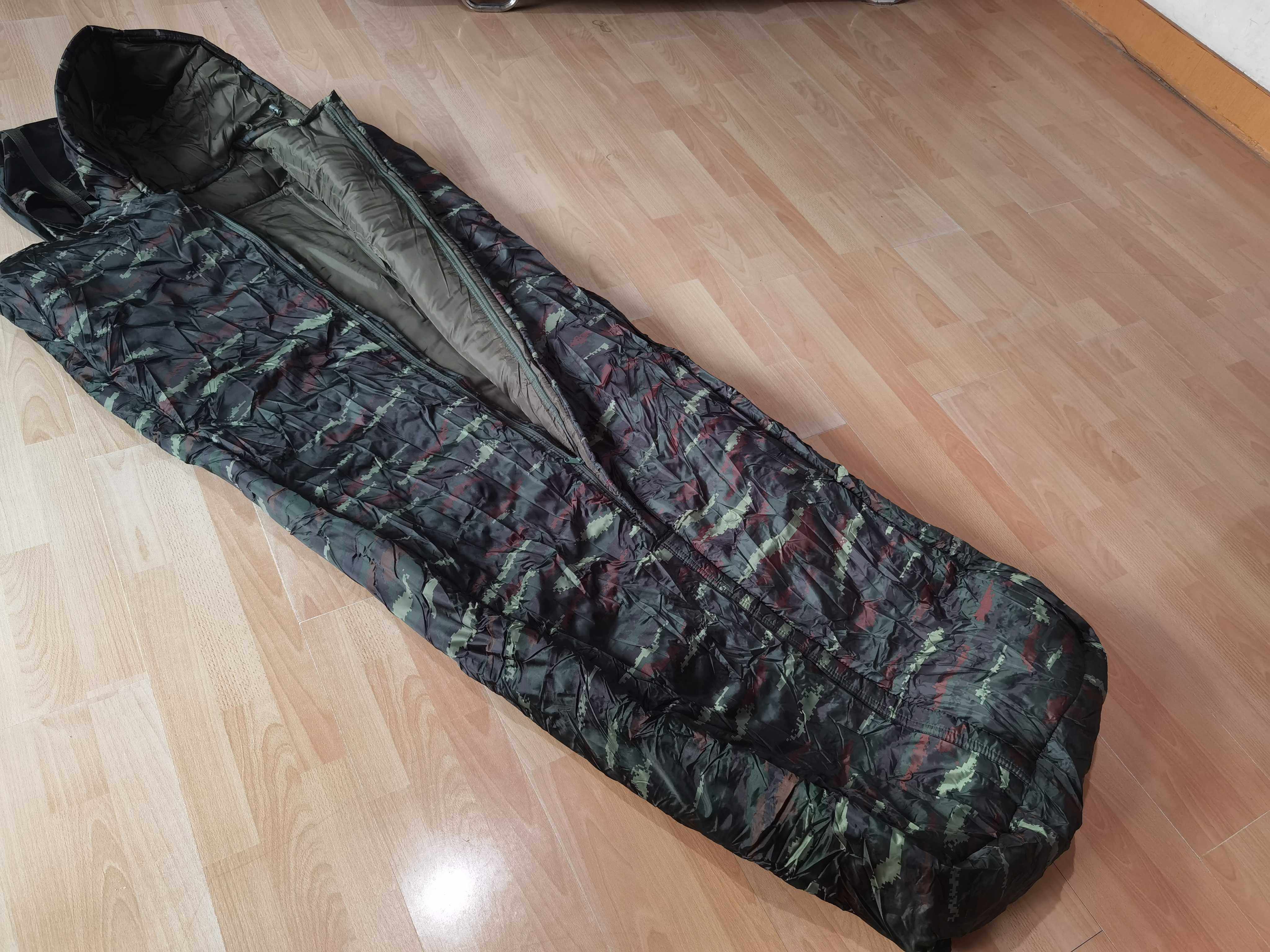 Outdoor camping field travel adults adult cold area thickened professional cold-proof warm single camouflage cotton sleeping bag