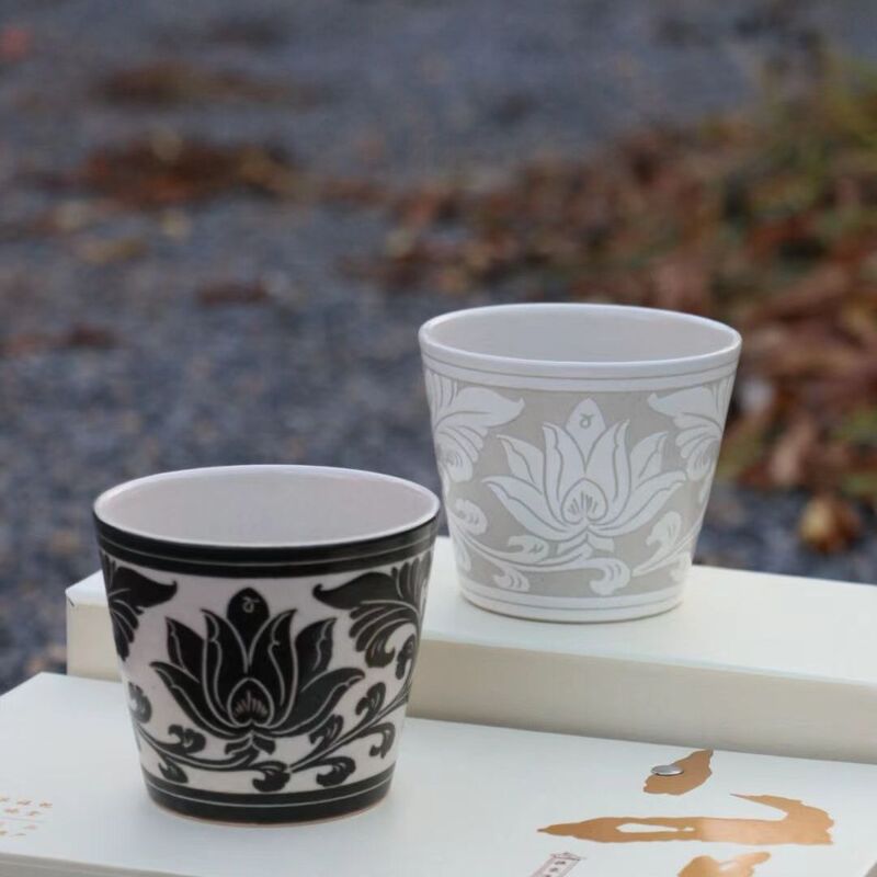 Magnetic Kiln Ceramics Peony White Background Black Engraved Lotus Pig Mouth Cup Pair Cup Single Cup Coffee Cup Wenchang Kiln Fengfeng Pengcheng Magnetic Kiln Ceramics Peony White Background Black Engraved Lotus Pig Mouth Cup Pair Cup Single Cup Coffee Cup Wenchang Kiln Fengfeng Pengcheng