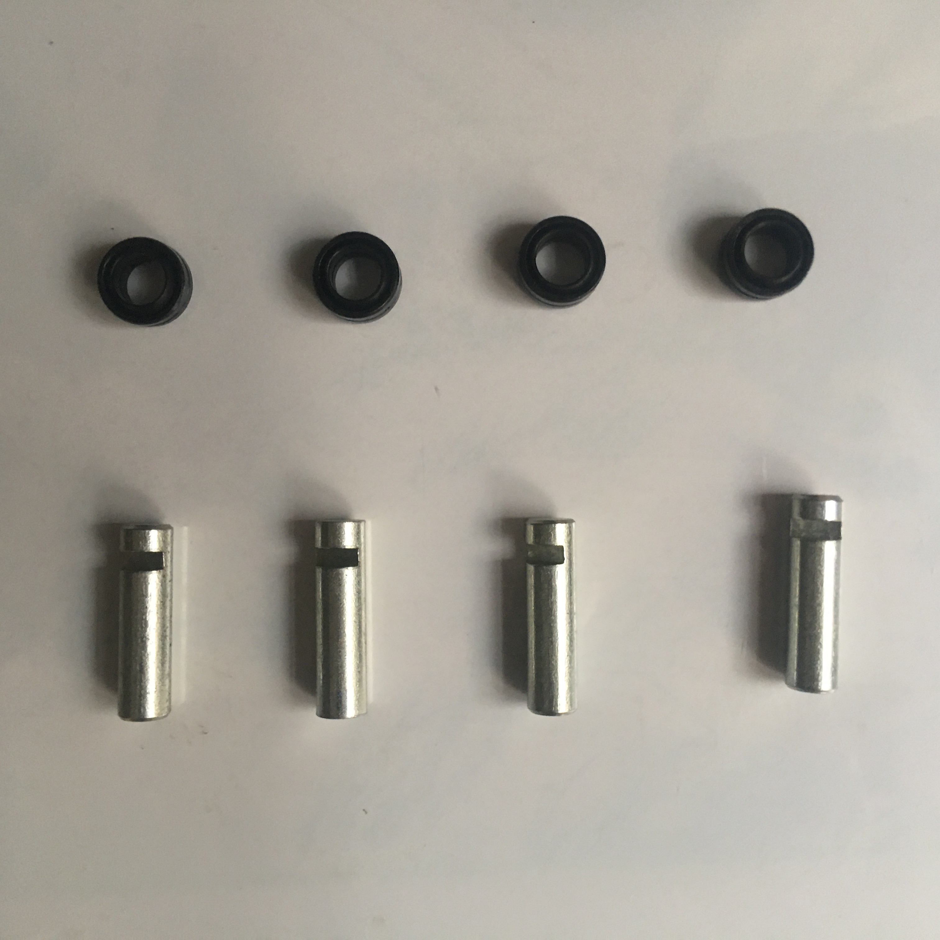 Heli Longgong Liugong stacker rear axle connecting rod pin 16mm joint bearing nylon bushing 2-3T stacker pin shaft