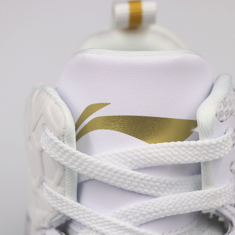 Li Ning chính hãng Wade cách phân hạch 4 phương tiện mới để giúp giảm xóc mang giày bóng rổ thoáng khí người thứ sáu ABAN029 giày bóng rổ giá rẻ