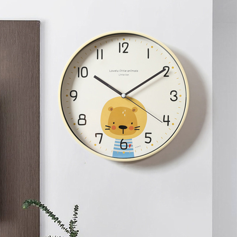 Cute Lion Cartoon Hang Clocks Home Fashion Muted Fashion and watch Living room hanging wall decorated with children's atmospheric clock