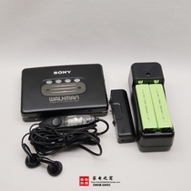 Japan original Sony WM-EX811 light and thin metal portable tape drive tape player Walkman high sound quality