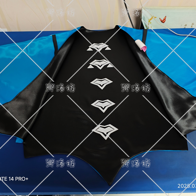 Qingluofang Light Encounter Bat Cloak Blue Background Bat Cloak Cosplay Costume Light Encounter Bat Cloak Twelve Wings