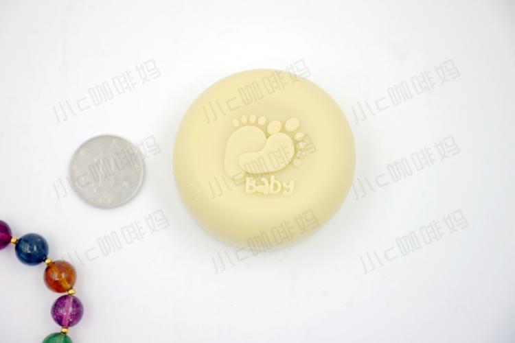 C mother) high-end silicone mold is easy to release, handmade soap mold, soft and cute baby footprint, about 70 grams each