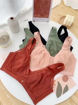 The quality is really nice the value cabinet is light and luxurious comfortable and no-scarred ultra-thin water crystal cup without steel ring to woo the bra