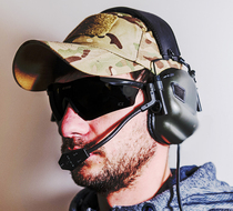 2019 New Fifth Generation full function walkie-talkie noise reduction pickup tactical headset headset with tactical helmet stand
