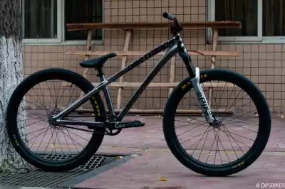 2021 DARTMOOR-BIKES 26PLAYER DARK ELECTROPLATED FRAME CUSTOM ASSEMBLY DISPLAY