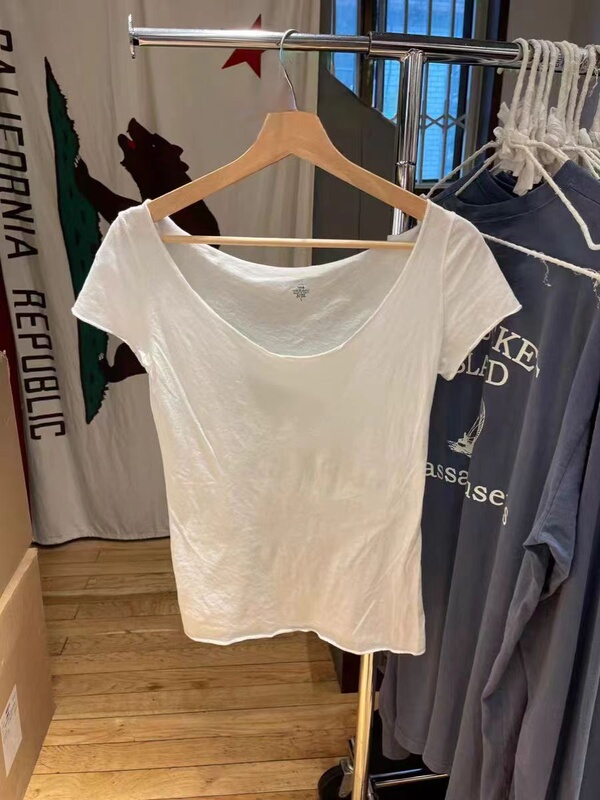 Bm Juice Shark Fortune Mud Mud Same Style Pure Cotton Large Neckline V-Neck White Short-Sleeve T-Shirt for Women Pure Desire Rolled Edge Top Summer