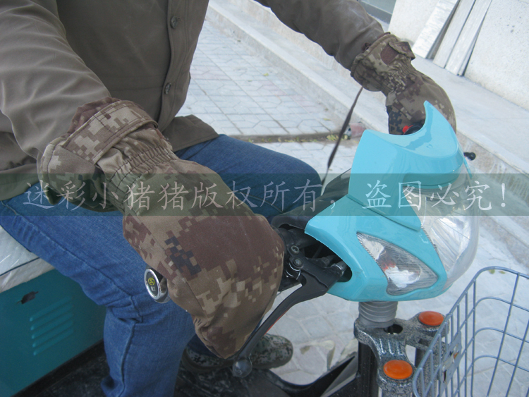 Đích thực giao 07 găng tay 07 găng tay bên ngoài sa mạc ngụy trang hai ngón tay găng tay bông ngoài trời mùa đông găng tay lạnh ba màu sắc găng tay sợi