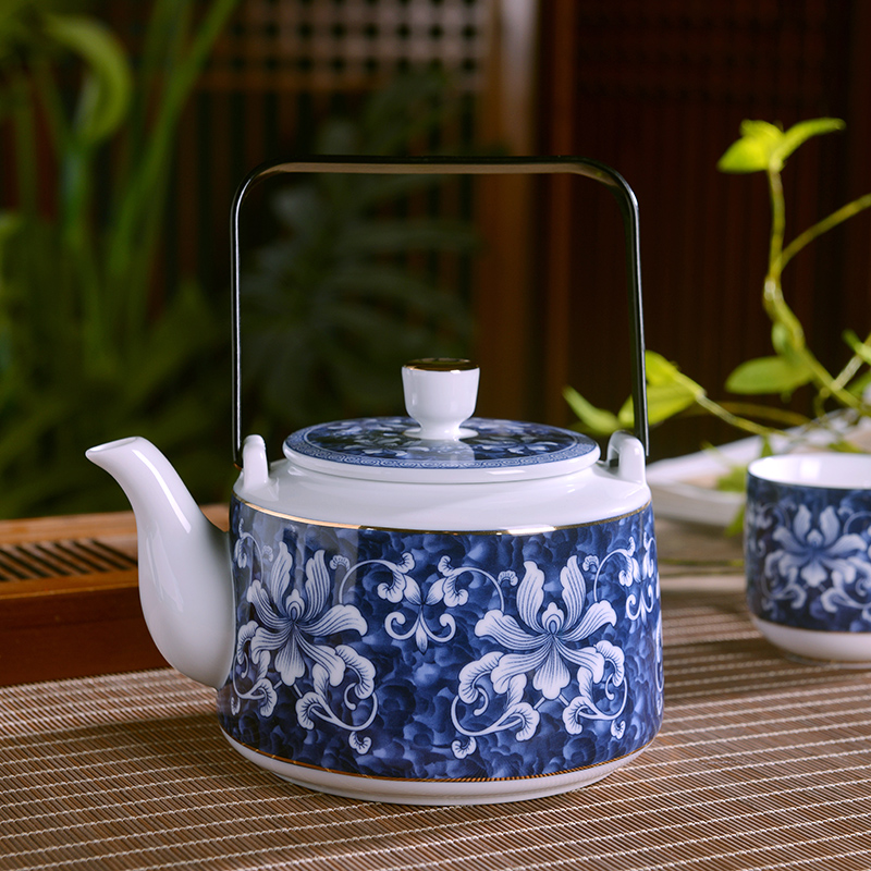 Jingdezhen ceramics porcelain tea set girder pot teapot large capacity of a complete set of household gift cool water