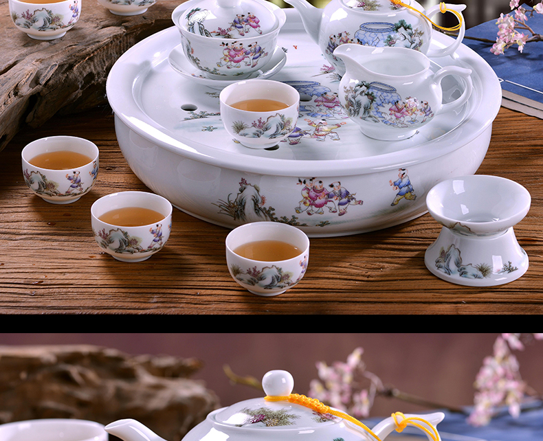 A complete set of kung fu tea set jingdezhen household of Chinese style restoring ancient ways of blue and white porcelain ceramic cups gift teapot tea tray