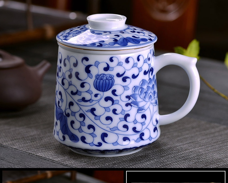 Jingdezhen ceramic cups with cover with blue and white porcelain keller) office tea cup household glass gifts