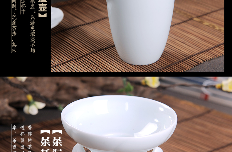 Jingdezhen ceramic tea sets a complete set of kung fu tea set gift manual celadon tureen tea cups with heat insulation