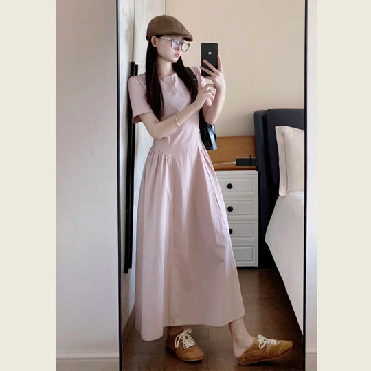 温柔风甜美粉色褶皱短袖连衣裙女夏季海边度假风收腰a字显瘦长裙