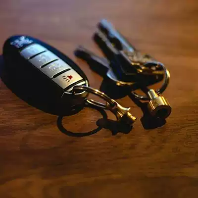 Prometheus Prometheus spring double quick buckle Multi-purpose tool key ring Yellow red copper Titanium alloy