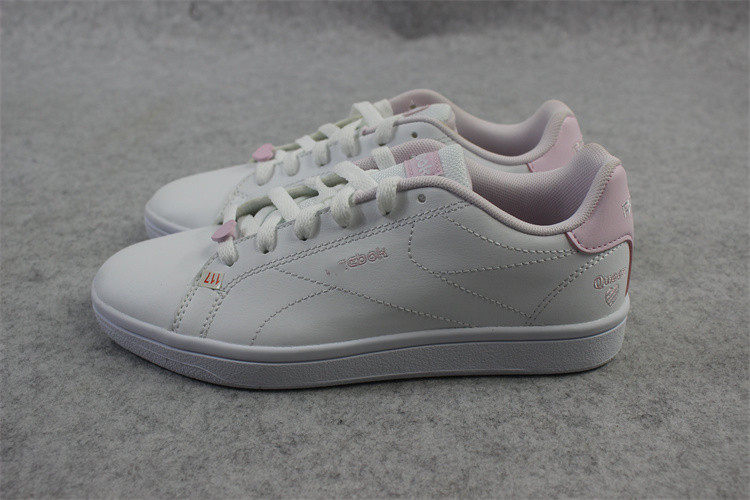 Set Loose Woman's R Step Spring and Autumn Outdoor Casual Little White Shoes Board Shoes Monochrome