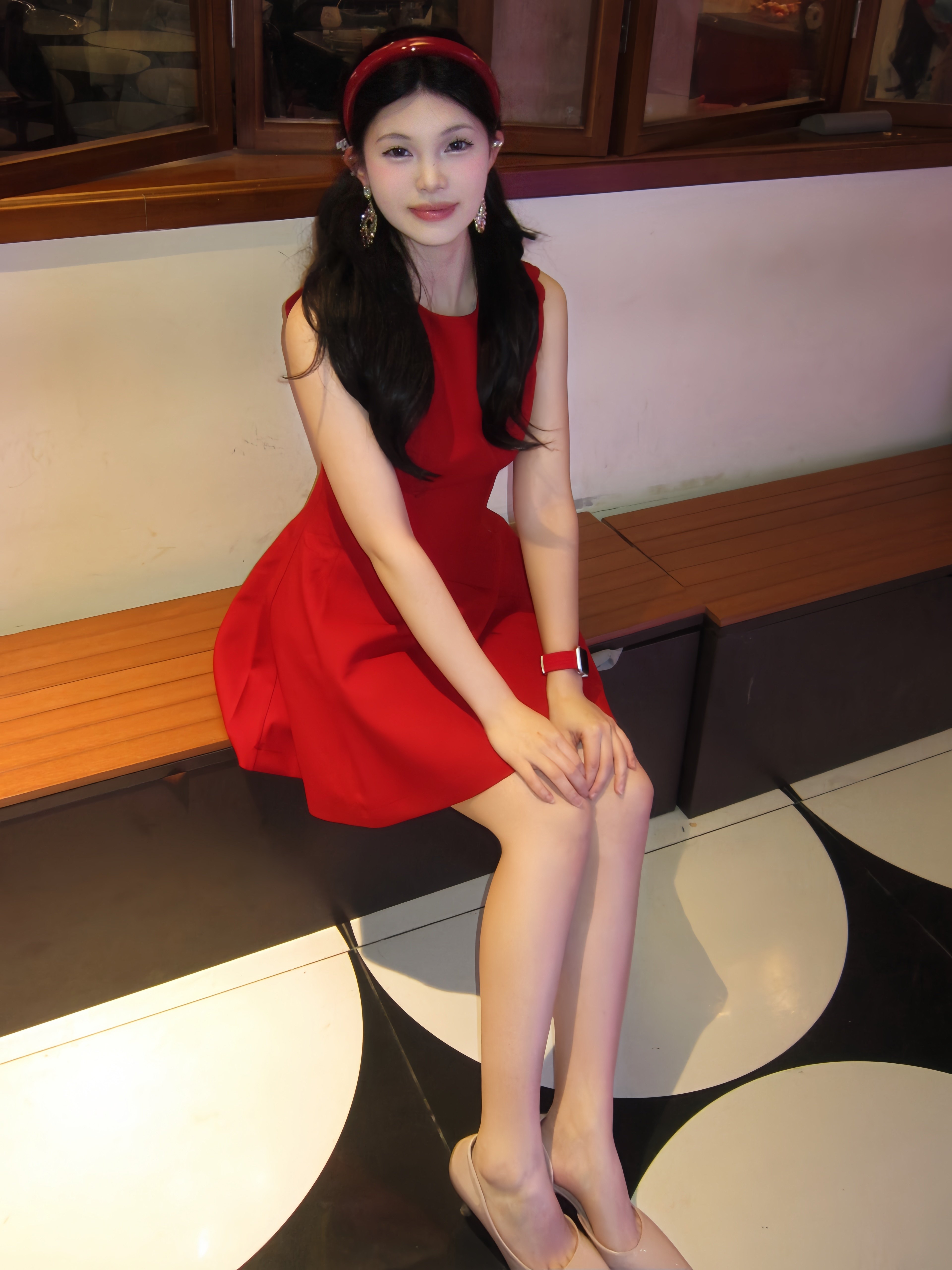 舒胡蕾夏日生日裙 法式无袖收腰设计 显瘦显高拉长比例 高级感气质满分