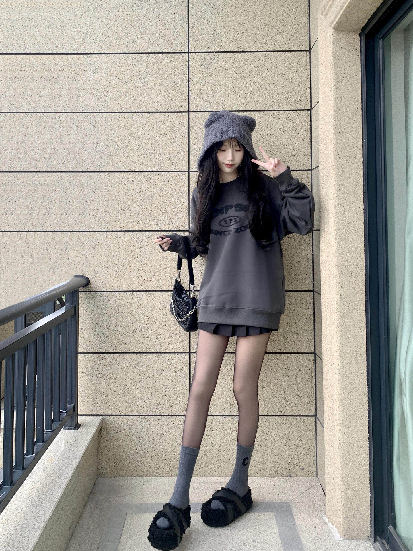 小野和子冬季黑丝光腿神器 加绒双层设计保暖不臃肿 替换装方便实用