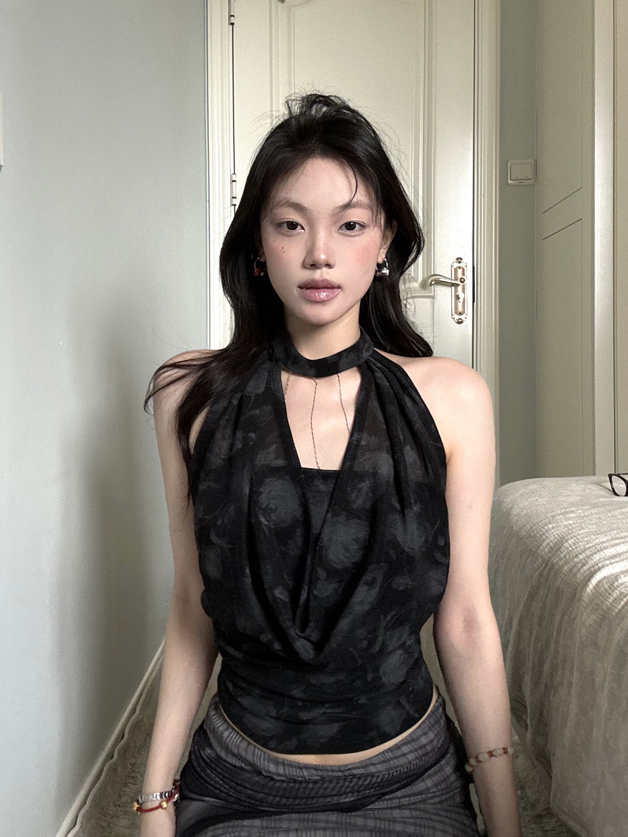 VIAPITTI夏季爆款链条荡领挂脖背心 收腰修身显瘦百搭 辣妹风与设计感并存