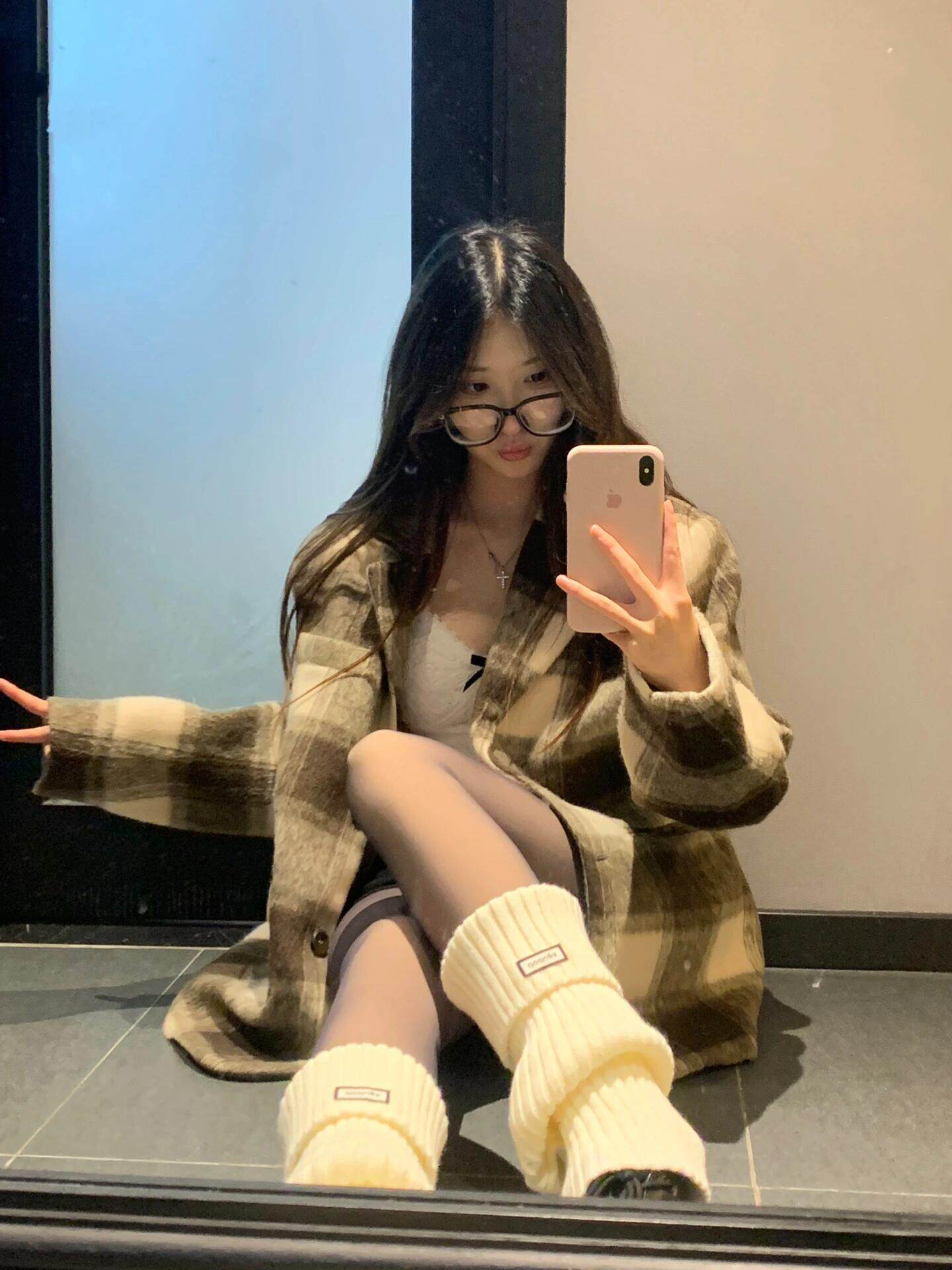 小野和子冬季黑丝光腿神器 加绒双层设计保暖不臃肿 替换装方便实用