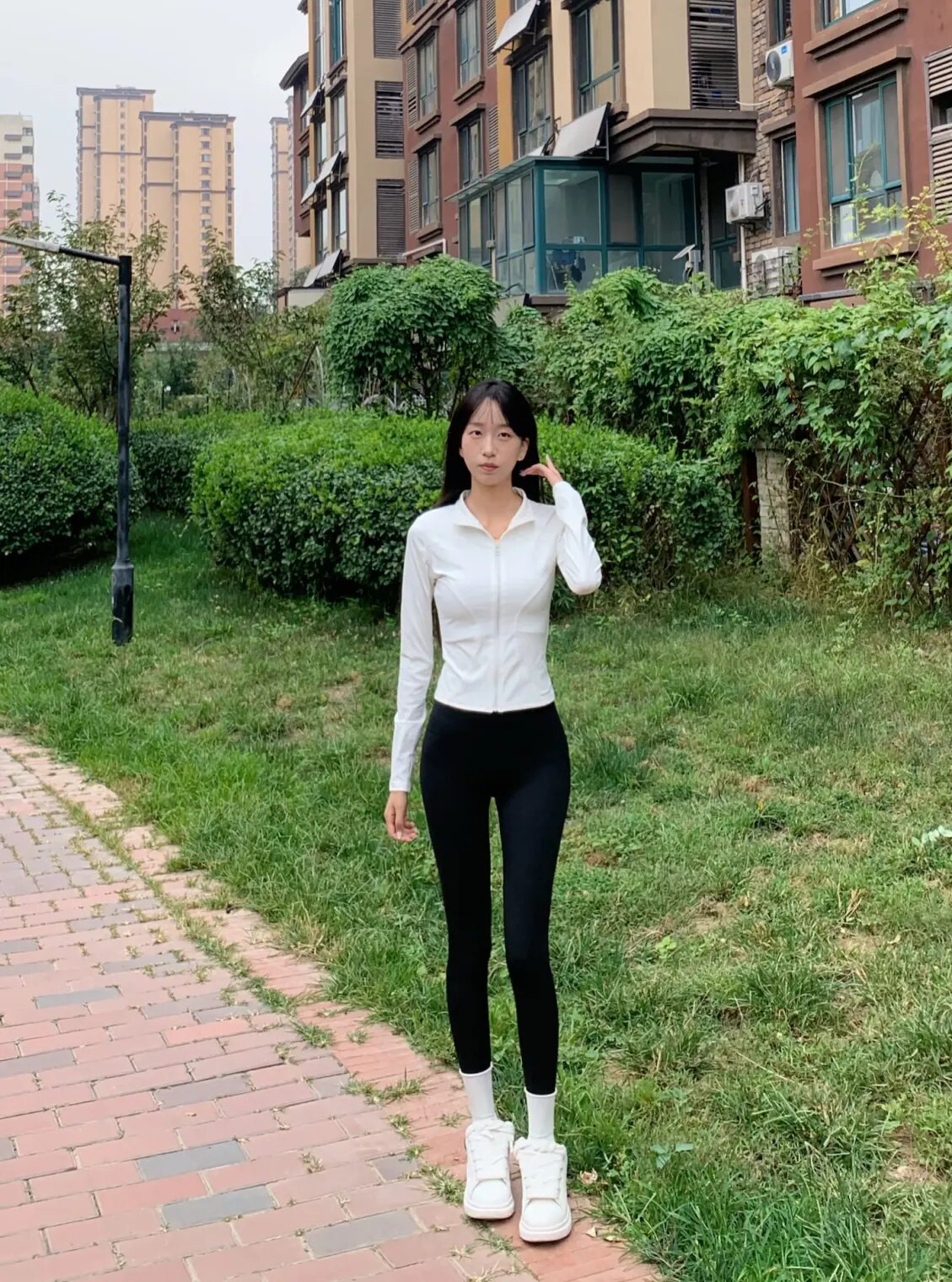 小野和子春季鲨鱼裤 薄款塑形收腹提臀 瑜伽外穿两相宜 高腰设计拉长比例