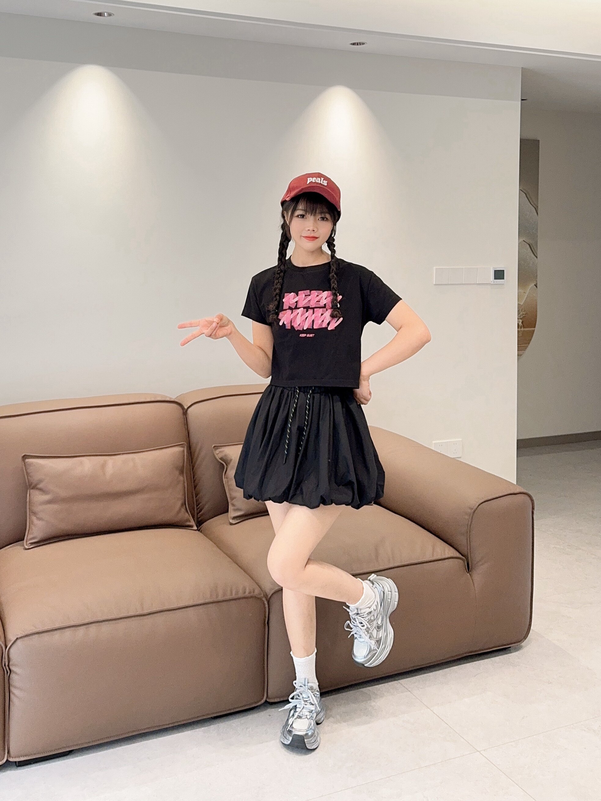 迪丽热巴同款骆驼银月老爹鞋 厚底增高拉长比例 银色系未来感十足